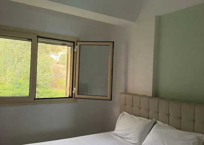 Apartament Dhermi Light *