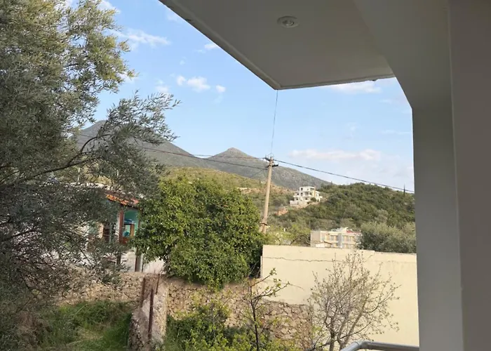 Dhermi Light Apartament