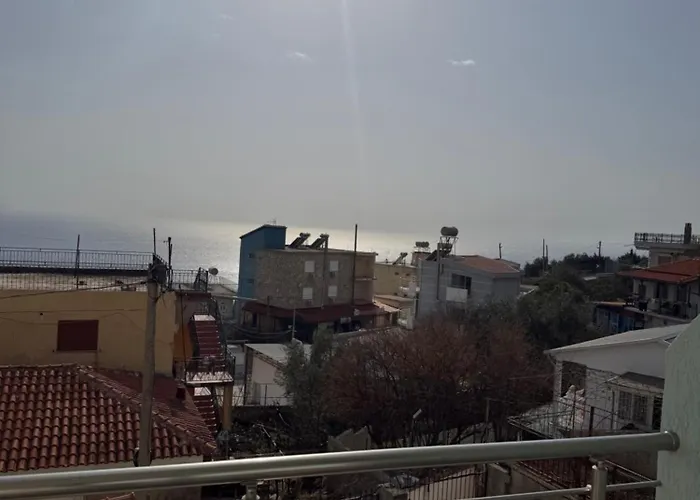 Dhermi Light Apartament *