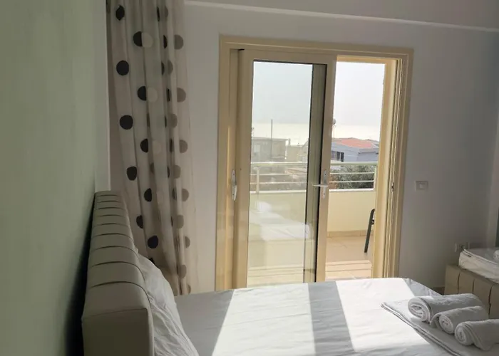 Apartament Dhermi Light *